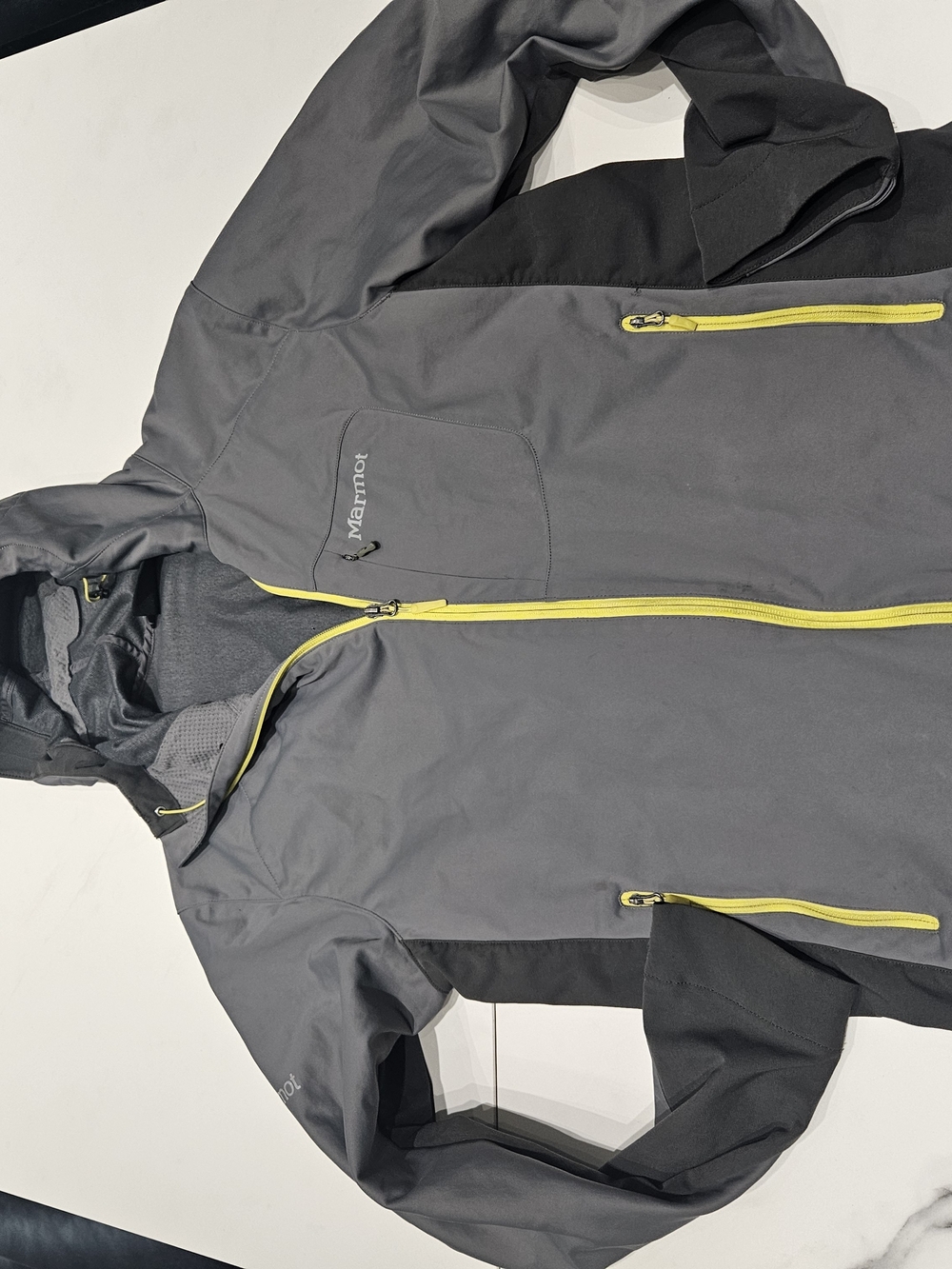 Marmot Men’s Gray Softshell Gore Windstopper Jacket with Yellow Zippers